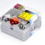 Set becuri Bosch H7/12V cu sigurante